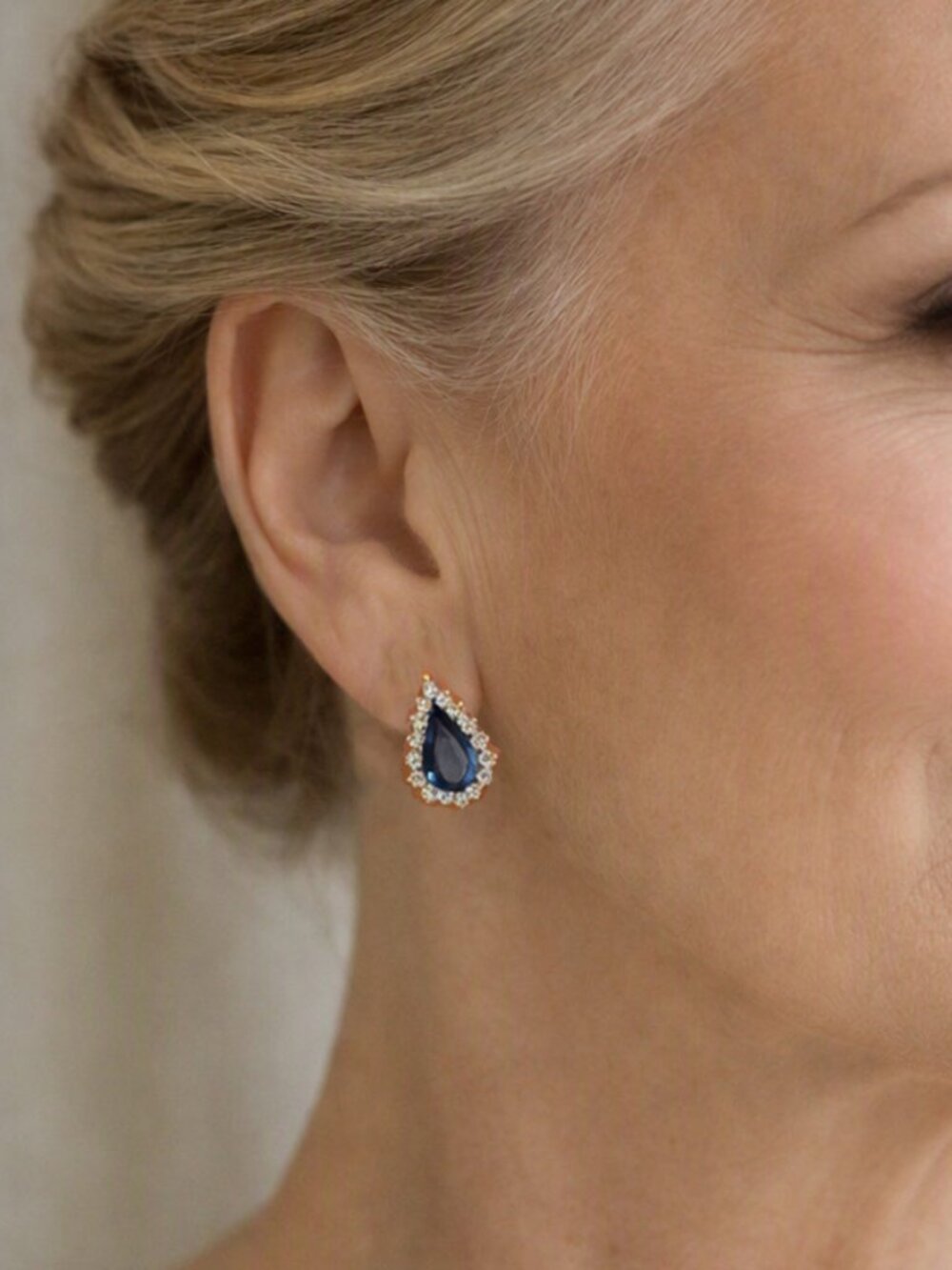 Vintage Denim Blue and White Crystal Gold Tone Teardrop Stud Earrings